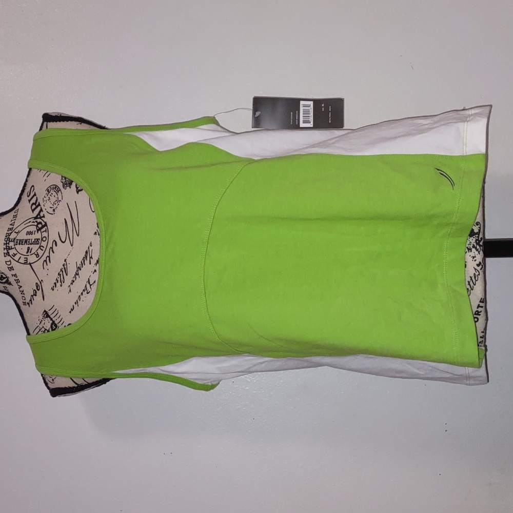 Exertek Size XL Sleeveless Built in Bra Activewear NWT